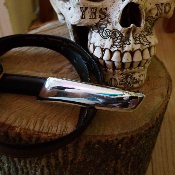 VINTAGE BLACK LEATHER SILVER GOTH  PUNK RETRO BELT - Picture 2 of 5